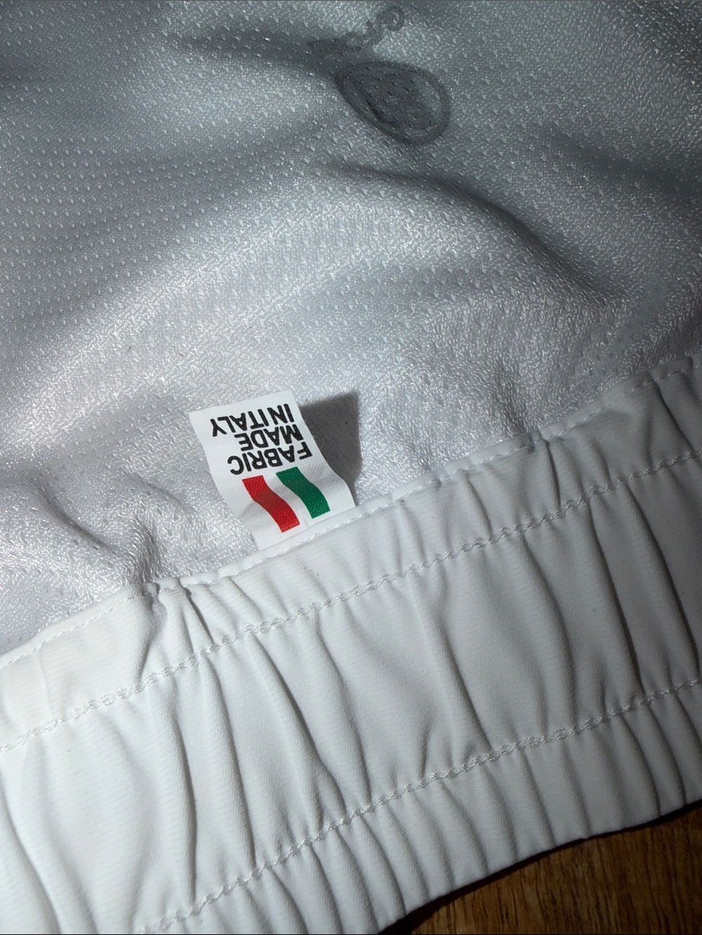 G/FORE Men's White Performance Athletic Shorts - Picture 6 of 7